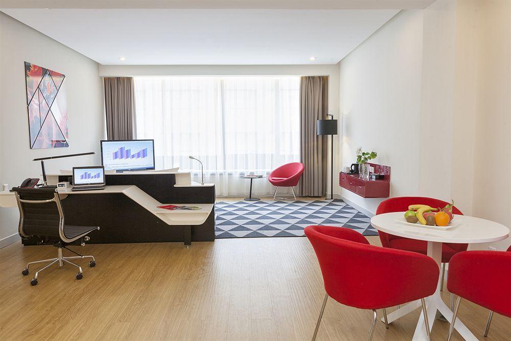 Tangram Hotel Пекин Экстерьер фото